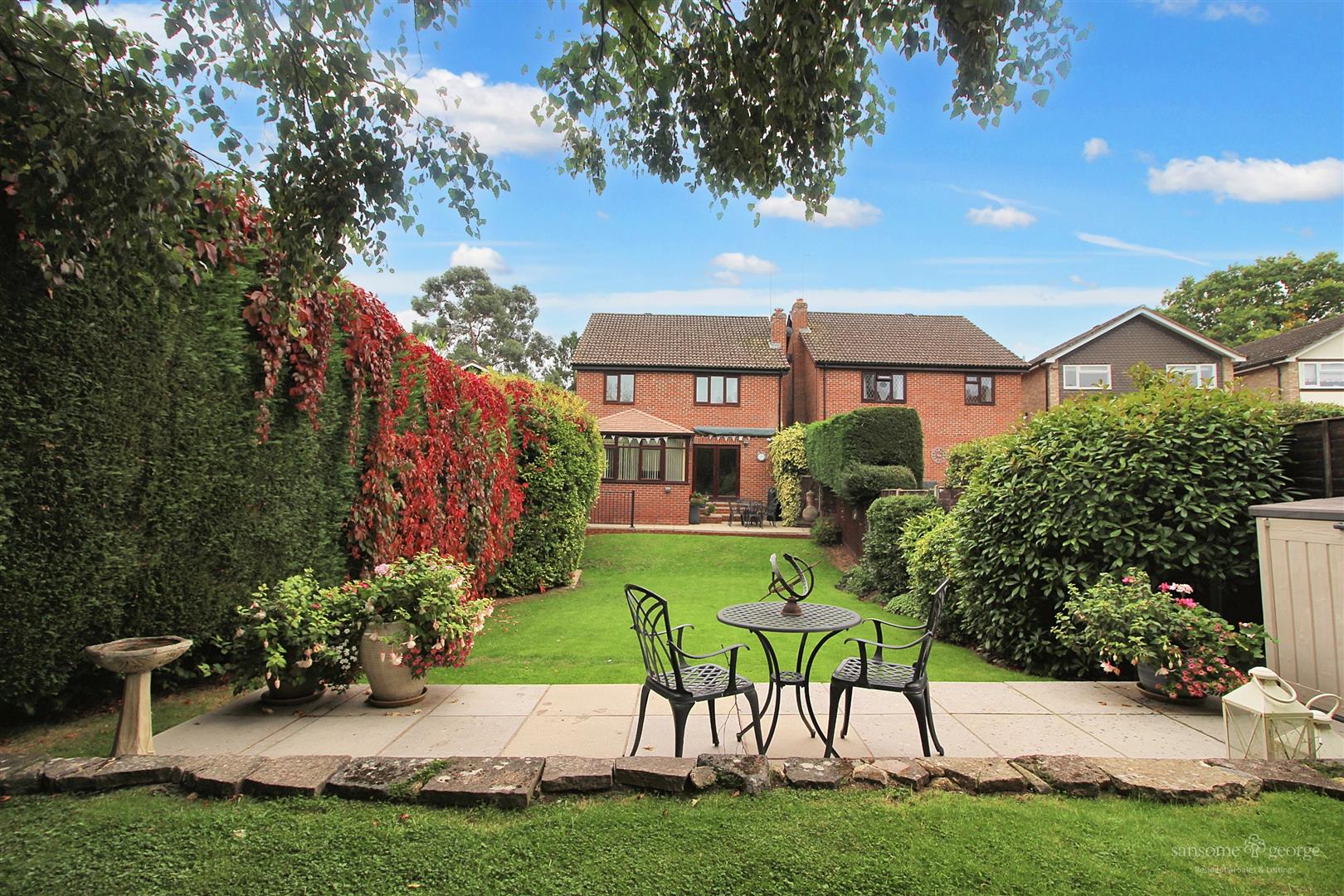 Westwood Glen, Tilehurst, Reading